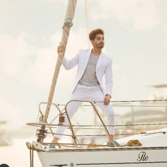 Jeanneau 29 Yacht - Sailing at Gateway of India, Mumbai