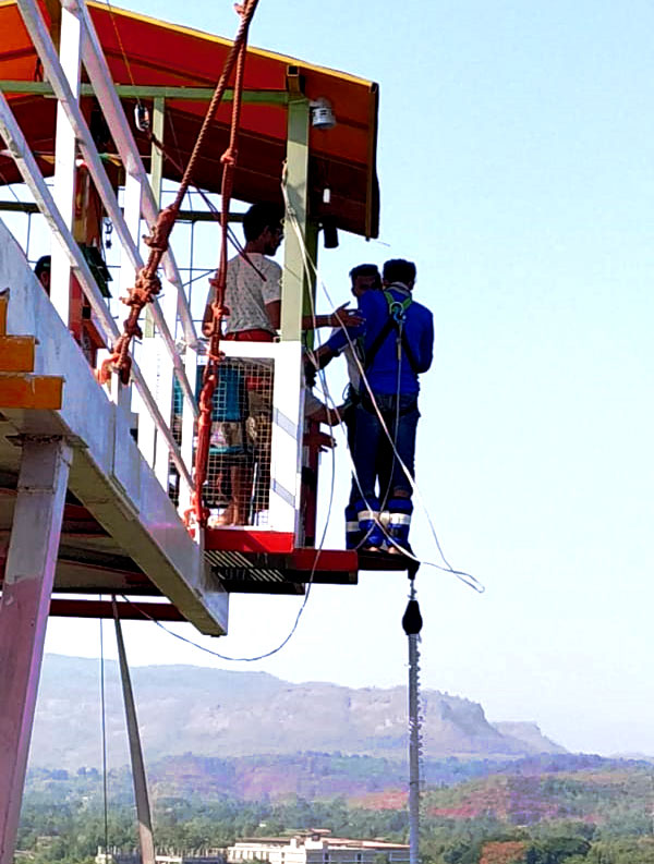 Kolad Bungee Jumping