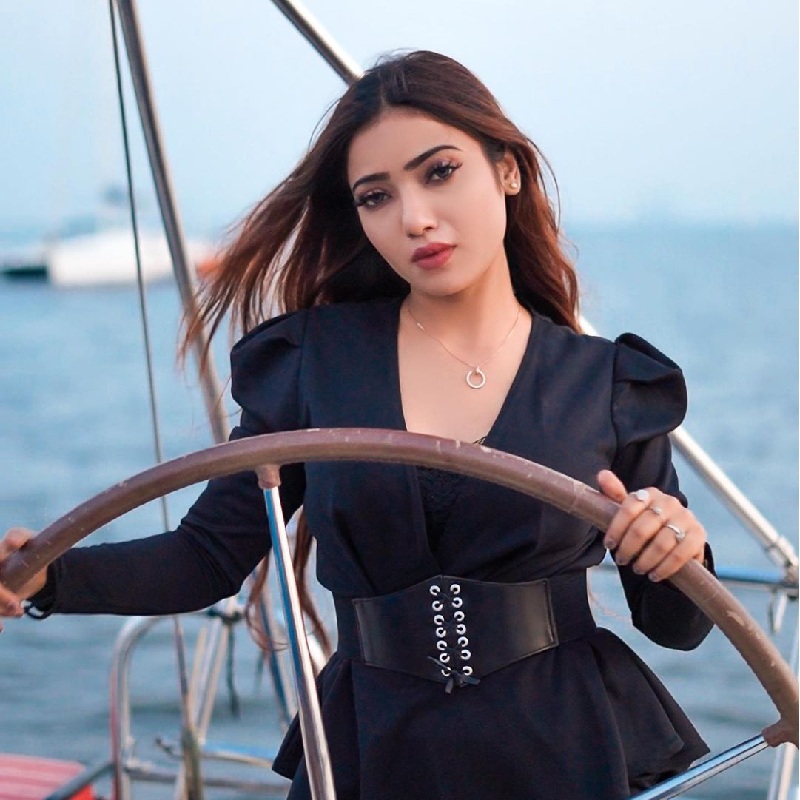 Muskaan Sharma Leisurekart Sailing in Mumbai