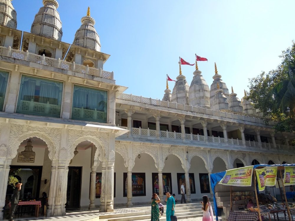Things to Do in Mumbai, ISKCON Mandir, Juhu