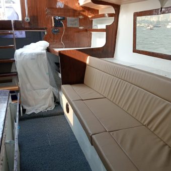 JSR 32 Yacht – Sailing at Gateway of India, Mumbai
