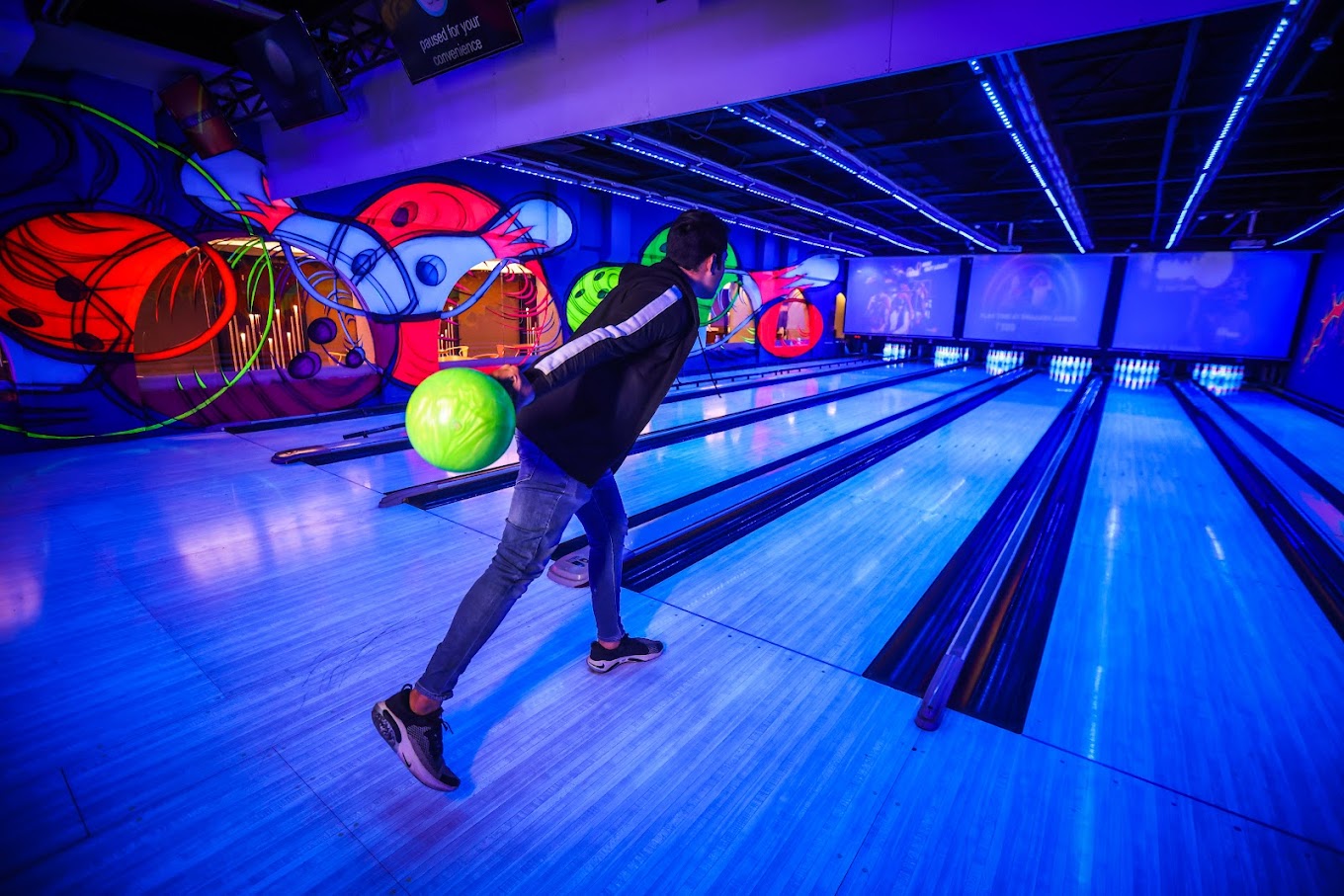 Bowling in Mumbai