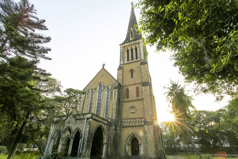 Places to visit in Mumbai, Afghan Church Official, Colaba