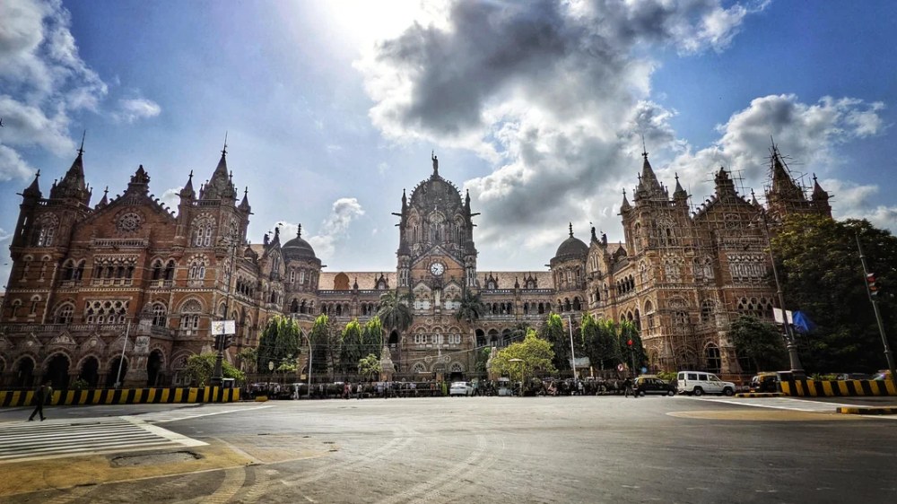 Places to visit in Mumbai, Chhatrapati Shivaji Maharaj Terminus, Fort
