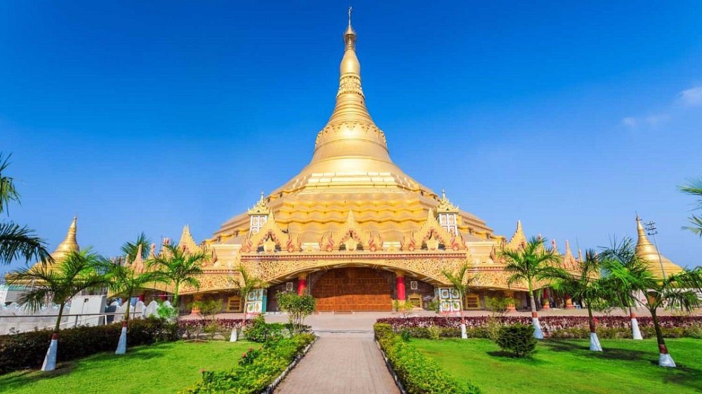 Places to visit in Mumbai, Global Vipassana Pagoda, Borivali