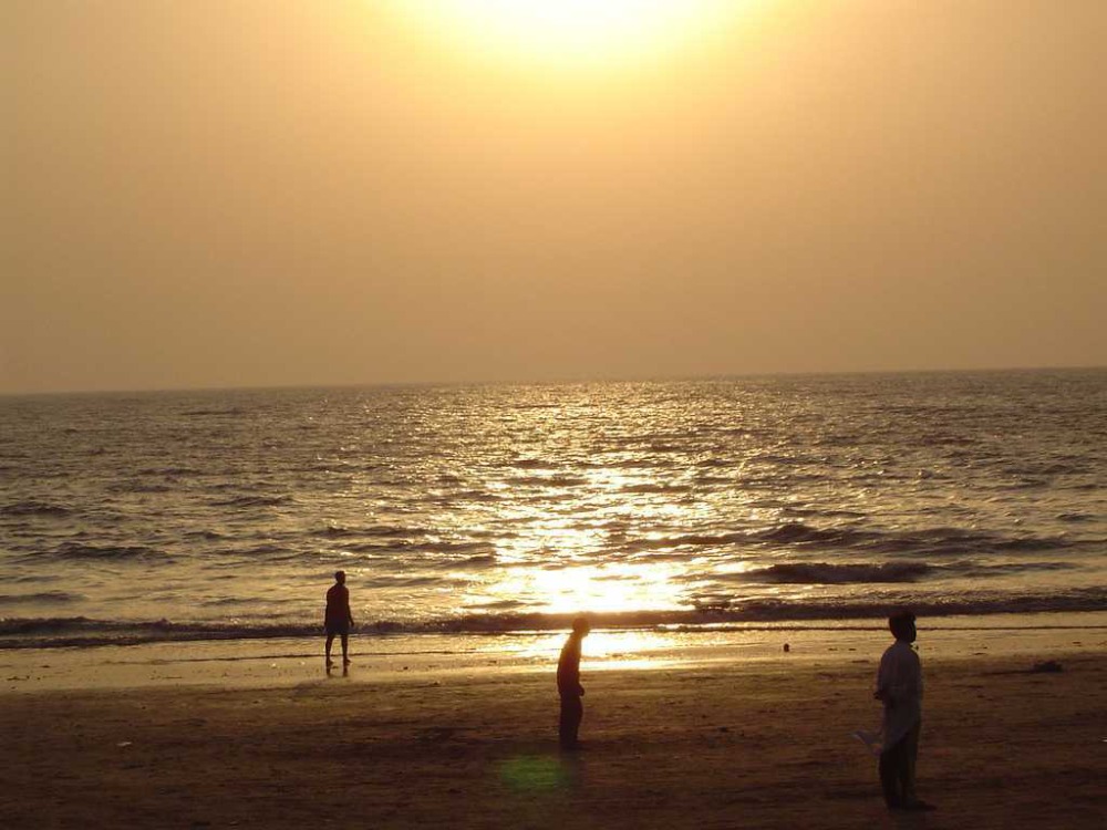 Places to visit in Mumbai, Juhu Beach
