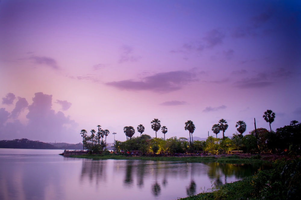 Places to visit in Mumbai, Powai Lake