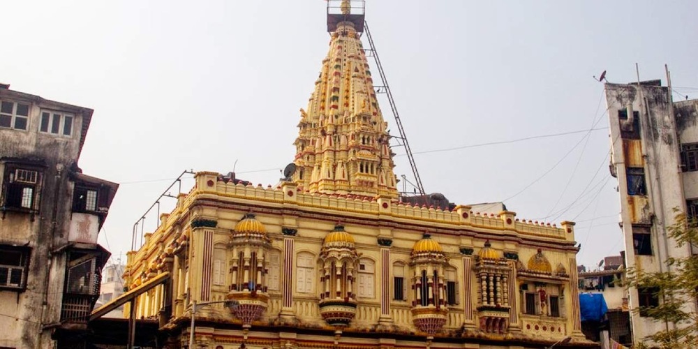 Places to visit in Mumbai, Shri Mumbadevi Temple, Kalbadevi
