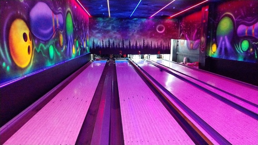 Bowling in Pune, King of Game, Grand Highstreet, Pimpri Chinchwad