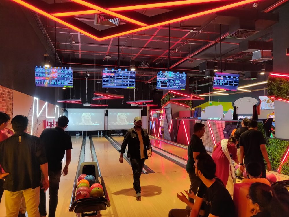 Bowling in Pune, Timezone, Phoenix Mall of the Millennium, Pimpri Chinchwad