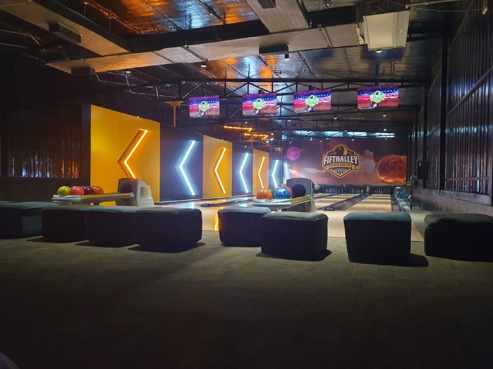 Bowling in Surat, Fifthalley Bowling, Motived