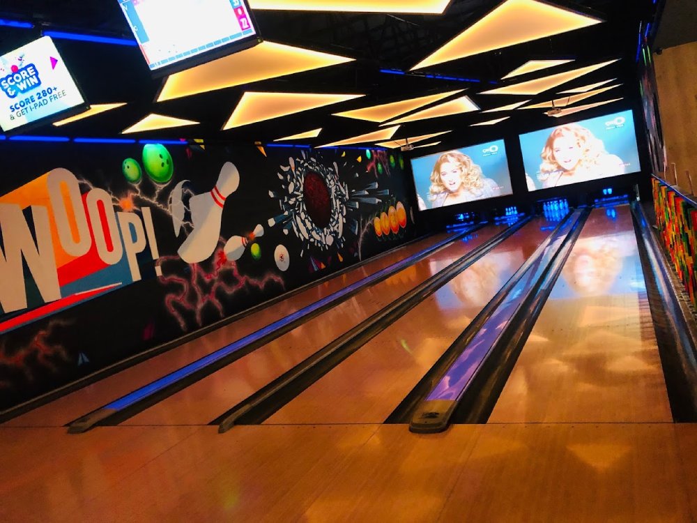 Bowling in Surat, Woop, Bhimpur Village