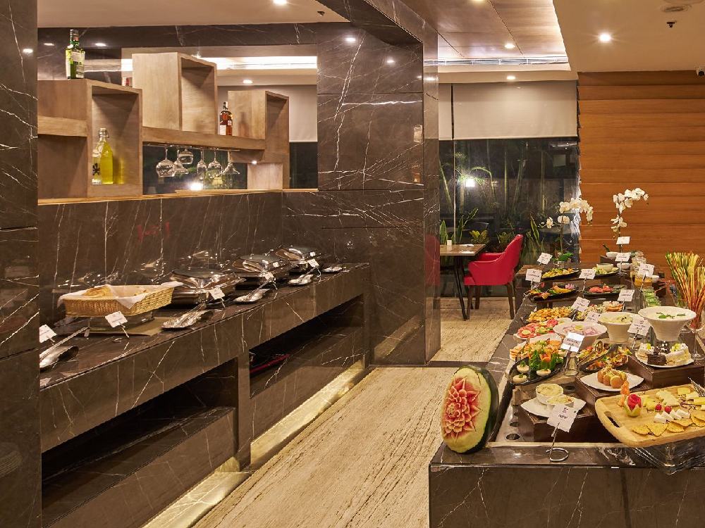Buffet in Mumbai, Echo, Royal Orchid Central Grazia, Vashi