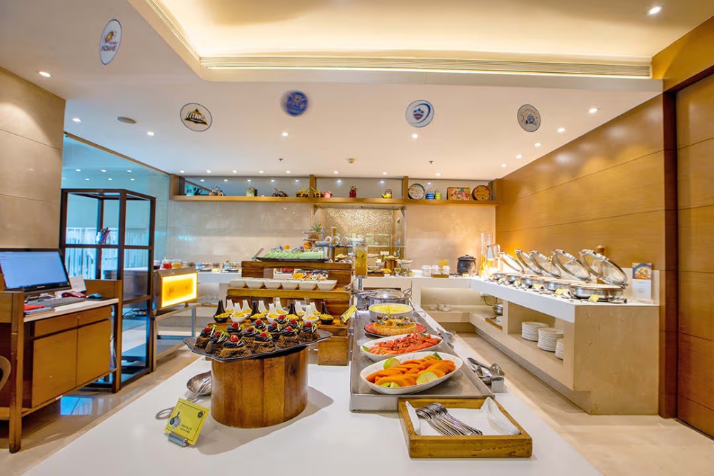 Buffet in Mumbai, Fleur, The Fern Hotel, Goregaon