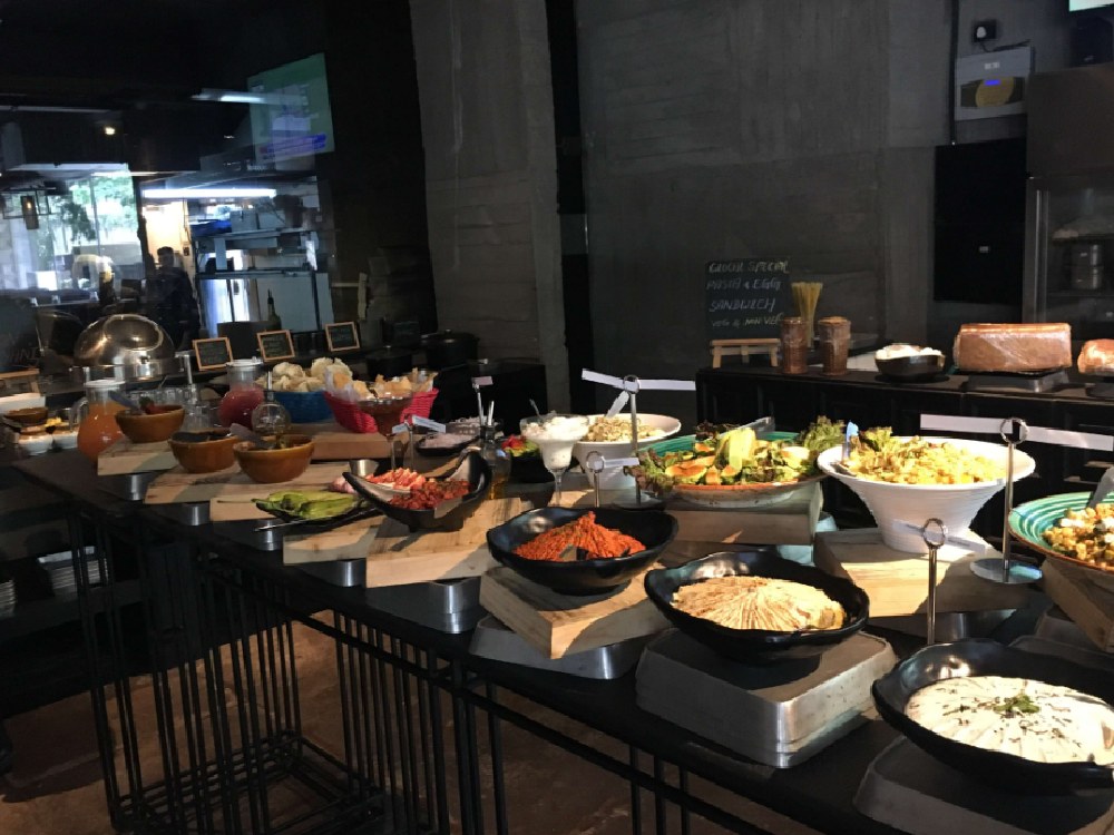 Buffet in Mumbai, Glocal Junction, Nehru Centre, Worli