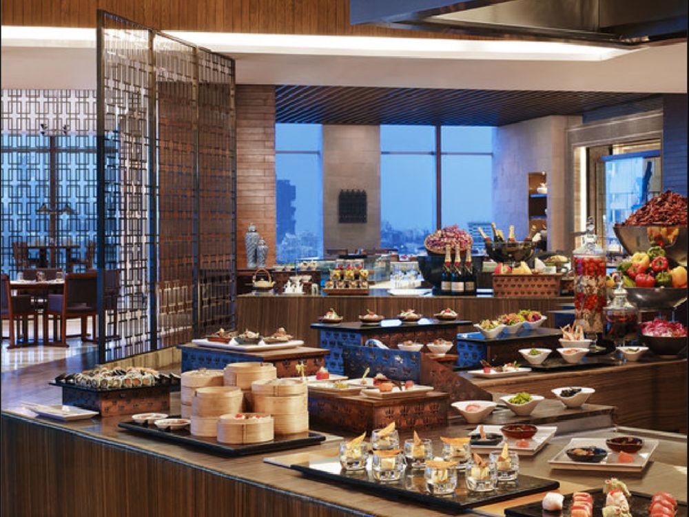 Buffet in Mumbai, Seven Kitchens, The St. Regis, Lower Parel