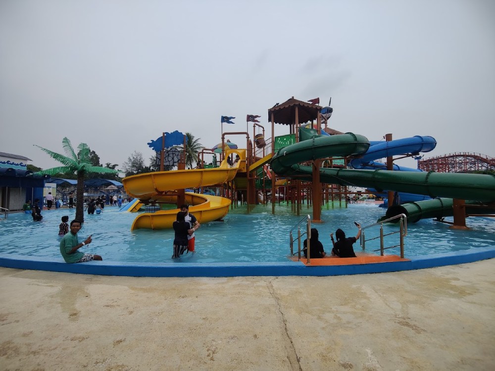 Water Parks in Kolkata, Wet O Wild, Salt Lake Bypass, Sector IV