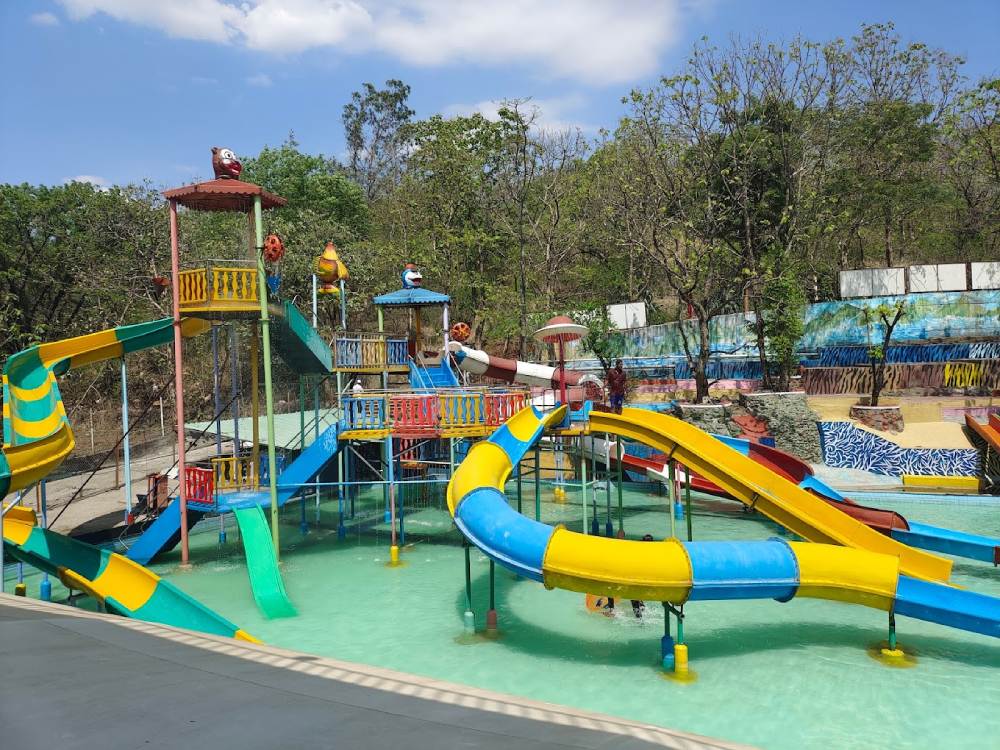 Water Parks in Pune, RB Ocean Water Park, Donaje