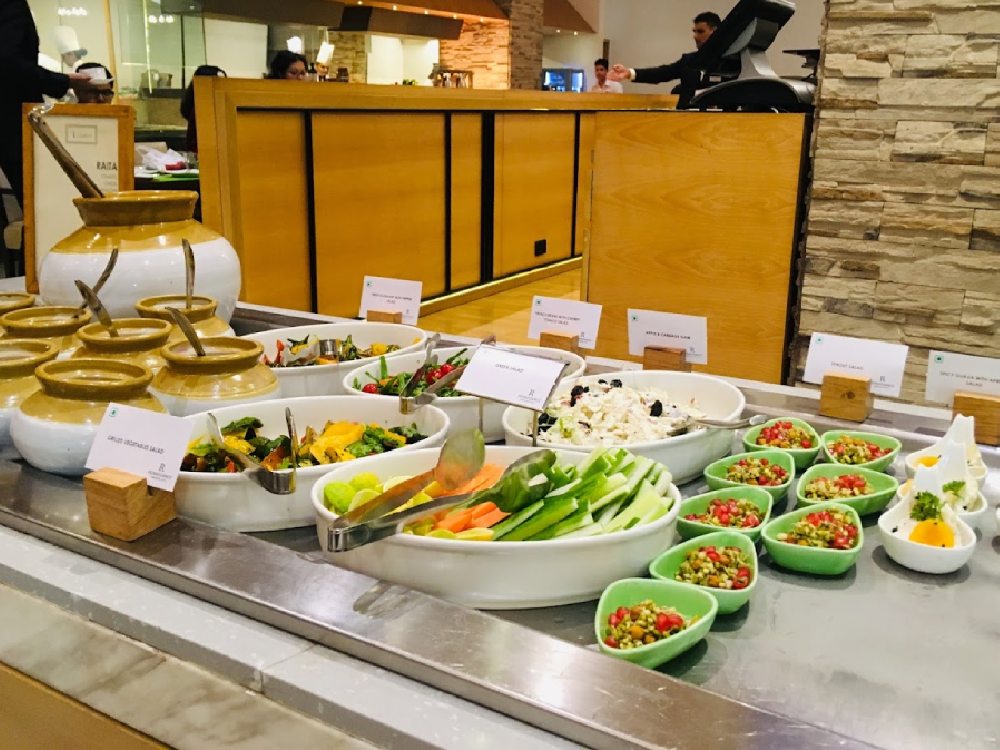 Buffet in Ahmedabad, R Kitchen, Renaissance, Sola