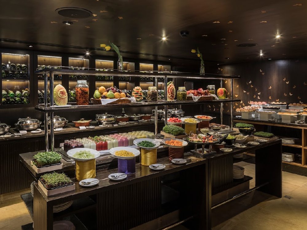 Buffet in Bangalore, Monsoon, The Park Hotel, Sivanchetti Gardens