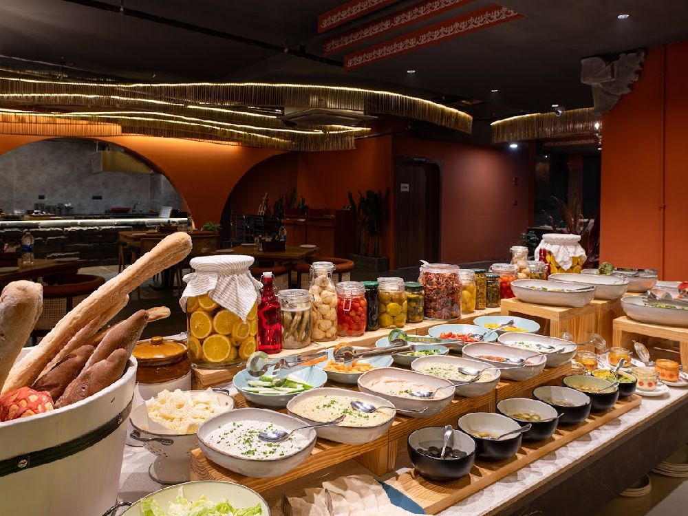Buffet in Hyderabad, 63 Degrees Modern Regional Buffet, Gachibowli