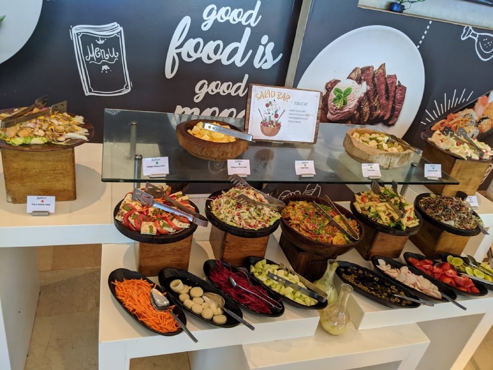 Buffet in Hyderabad, Cascade, Sarvor Hotel, Gachibowli