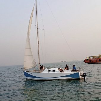 Mac 30 Yacht, Sailing at Gateway of India, Mumbai 22