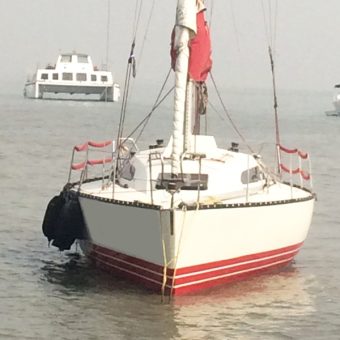 Sailing at Gateway of India, Mumbai (X 372 Yacht)