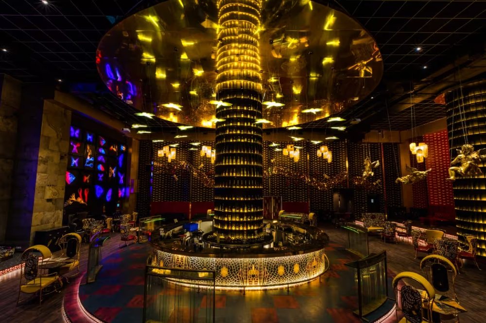 Night Clubs in Mumbai, Dragonfly Experience, Vile Parle