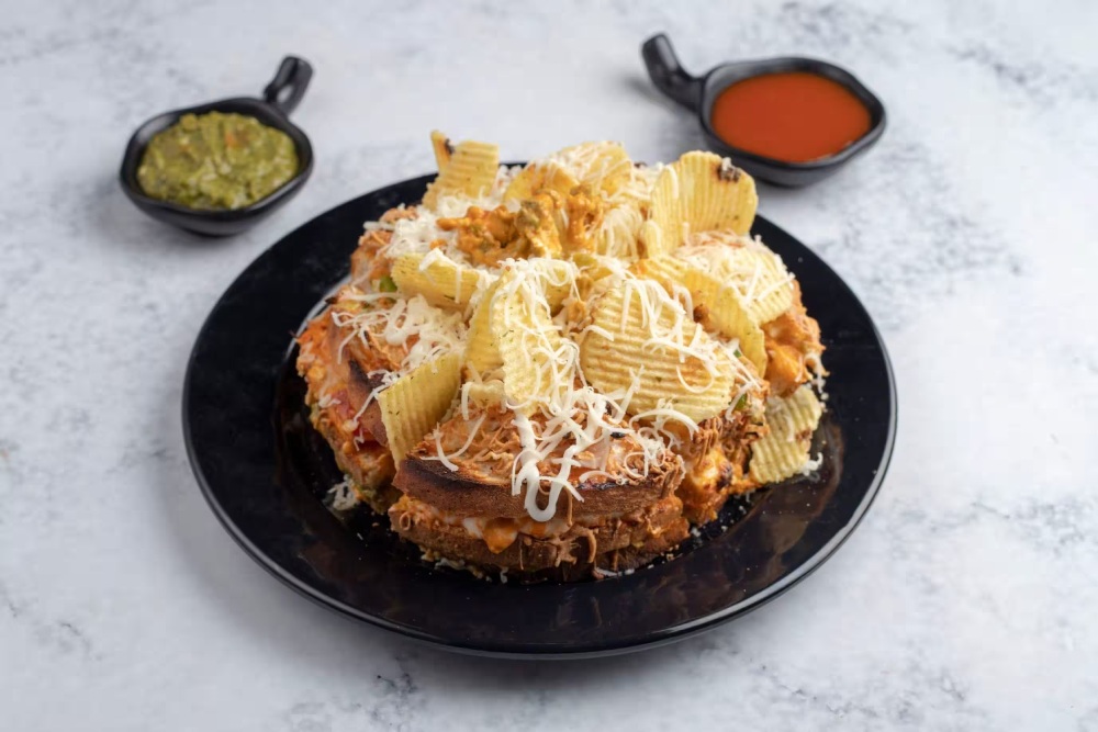 Best street food places in Mumbai, Vasu’s Laxmi Balaji Fast Food, Goregaon
