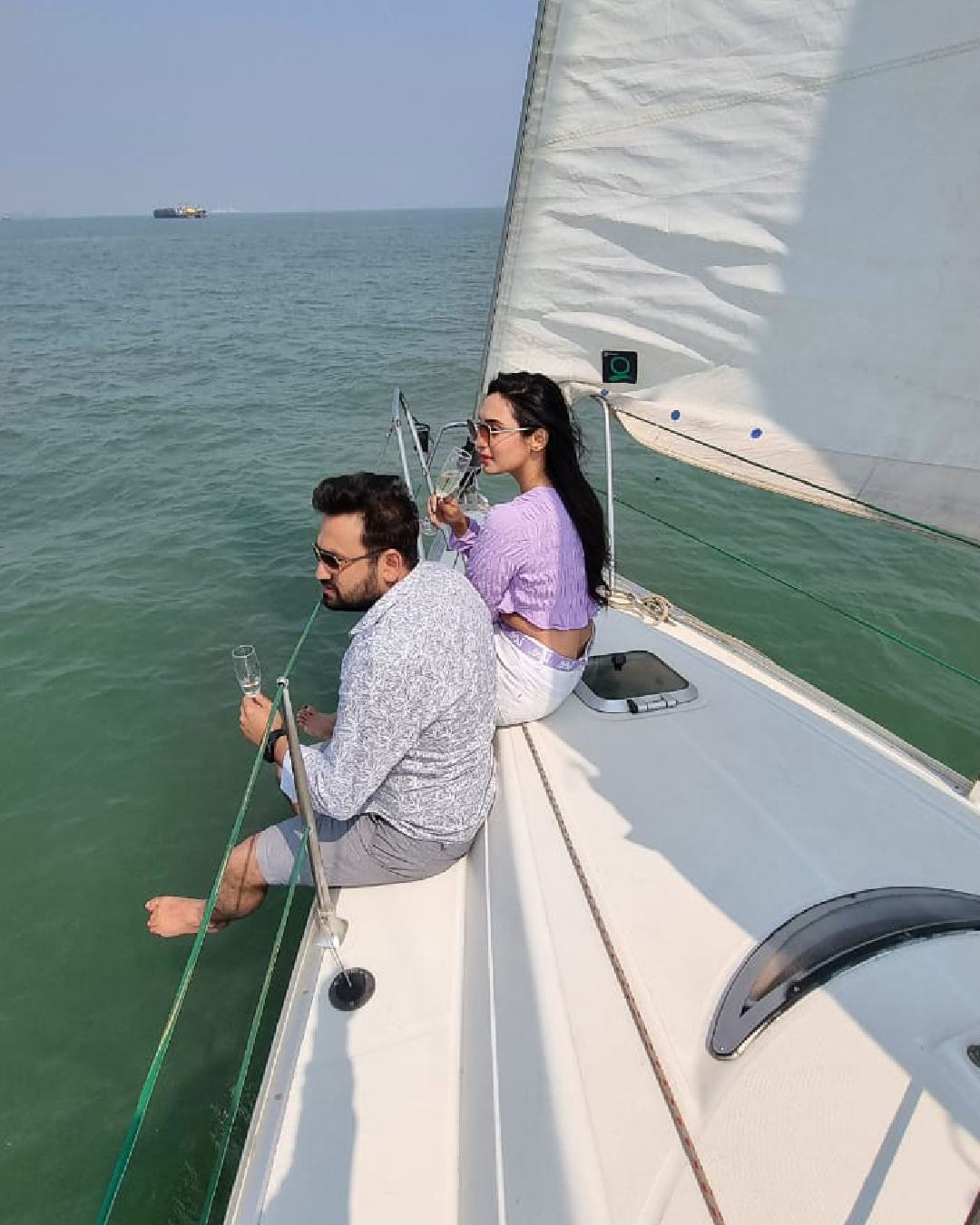 Yacht in Mumbai for Couples