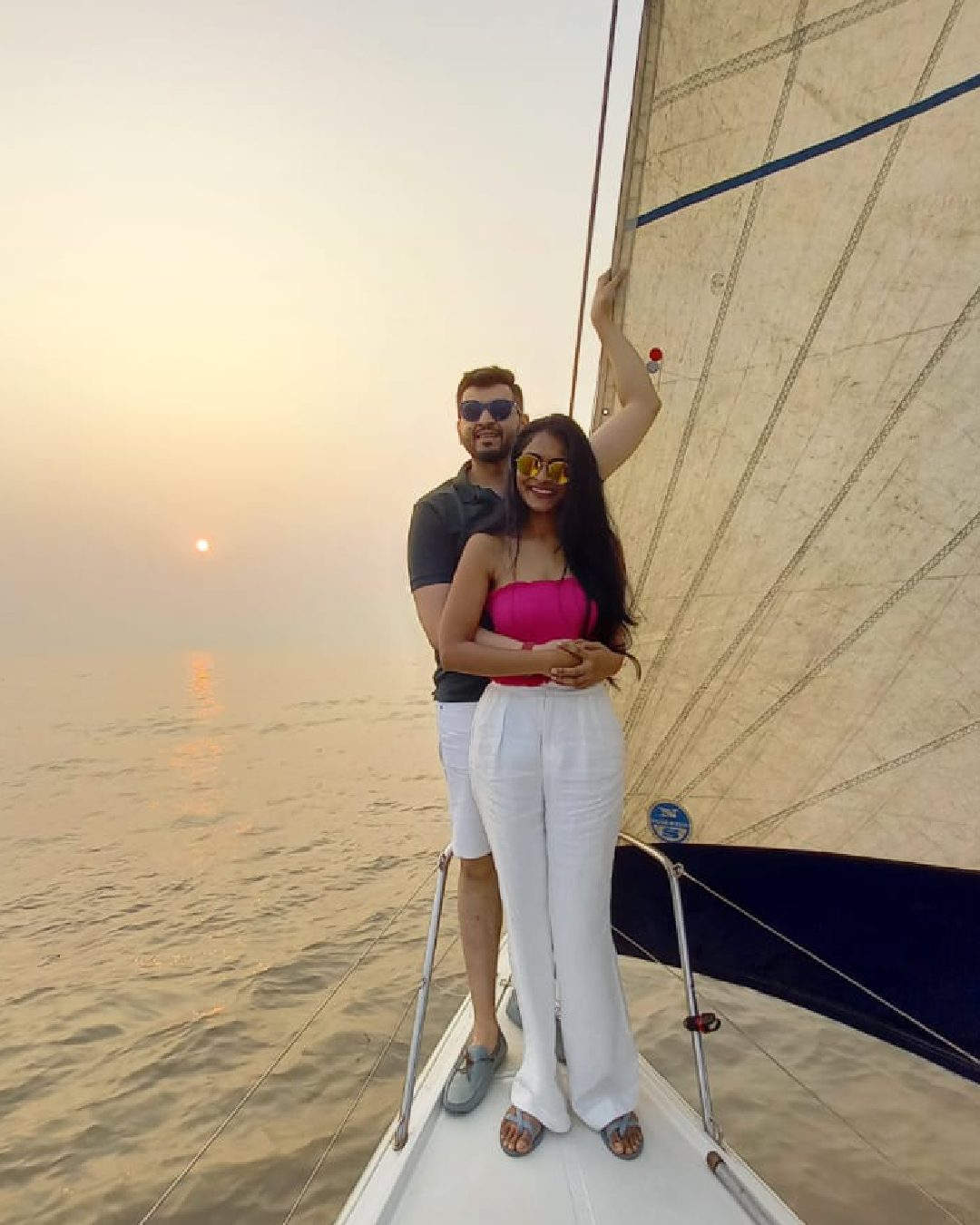 Yacht in Mumbai for Couples