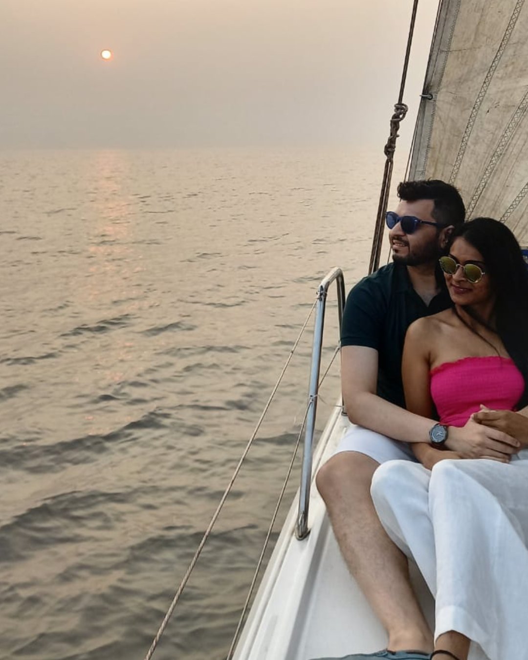 Yacht in Mumbai for Couples