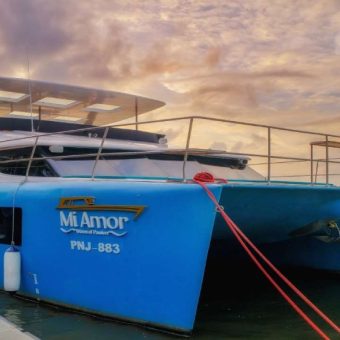 Mi Amor Yacht - Cruising in Goa