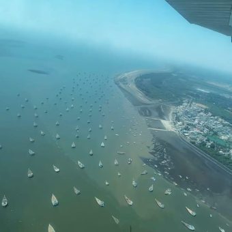 Private Plane Ride in Mumbai on Cessna 172 Aircraft at Juhu Aerodrome