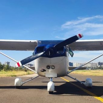 Private Plane Ride in Mumbai on Cessna 172 Aircraft at Juhu Aerodrome