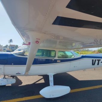 Private Plane Ride in Mumbai on Cessna 172 Aircraft at Juhu Aerodrome