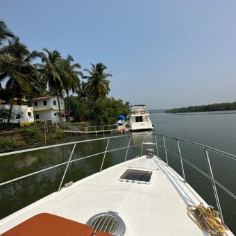 Joan of Arc Yacht, Cruising in Goa