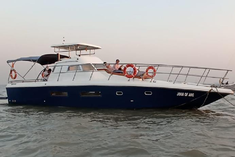 Joan of Arc Yacht, Cruising in Goa
