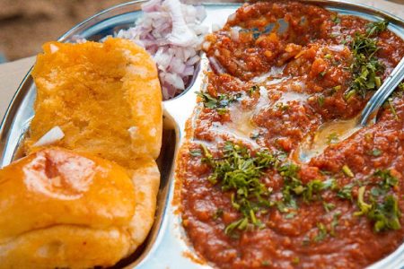 Best street food places in Mumbai