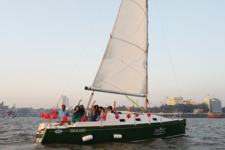 Sailing at Gateway of India, Mumbai (XS 26 Yacht)