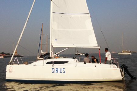 Yacht Sailing in Mumbai at Gateway of India. Fareast 26 Yacht.