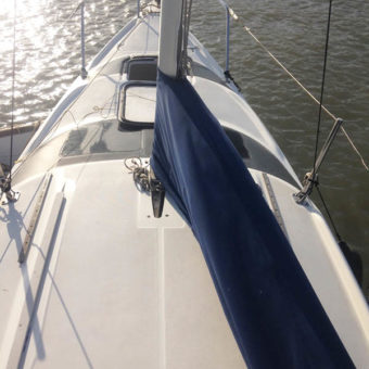MacGregor 26 Sailboat in Mumbai