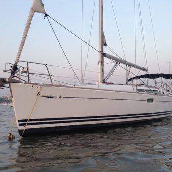 Jeanneau 45 Yacht Mumbai