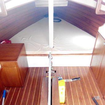 Cabin Sailboat JJ 22 Mumbai