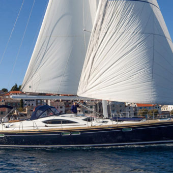 Jeanneau 54 DS Sail Yacht Charter In Mumbai