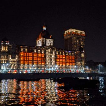 Mahek Shroff's Review for Dinner Date on a Yacht at Gateway of India, Mumbai (MacGregor 26 Yacht)