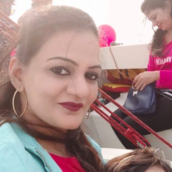 Ayesha Khan's Review for XS 63 Sailboat (8 Seater) – Sailing at Gateway of India, Mumbai