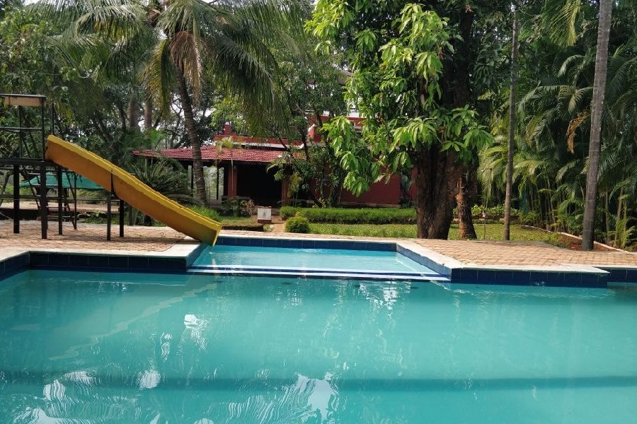 Hans Adventures Resort, Kolad