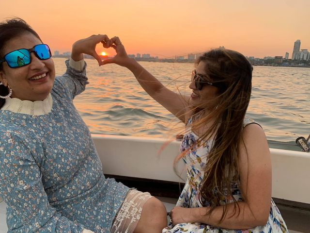 Sunset Sailing in Mumbai at Gateway of India